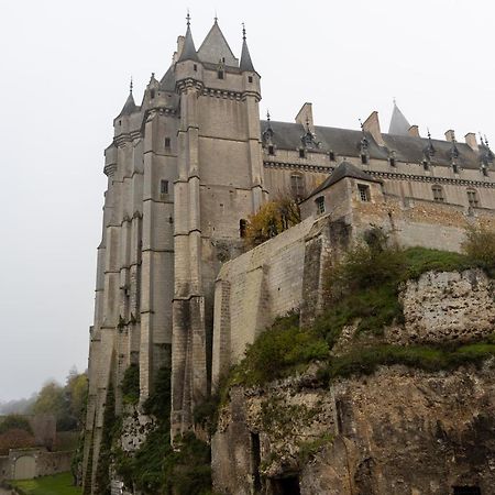 Maison Au Pied Du Chateau Шатодён Экстерьер фото